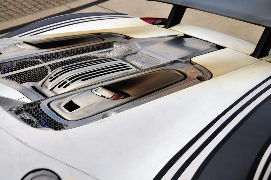 Детали экстерьера Porsche 918 Spyder 2014 года  (фото 78 из 111)